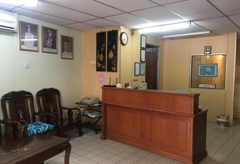 Spot On 90472 Hotel Heritage