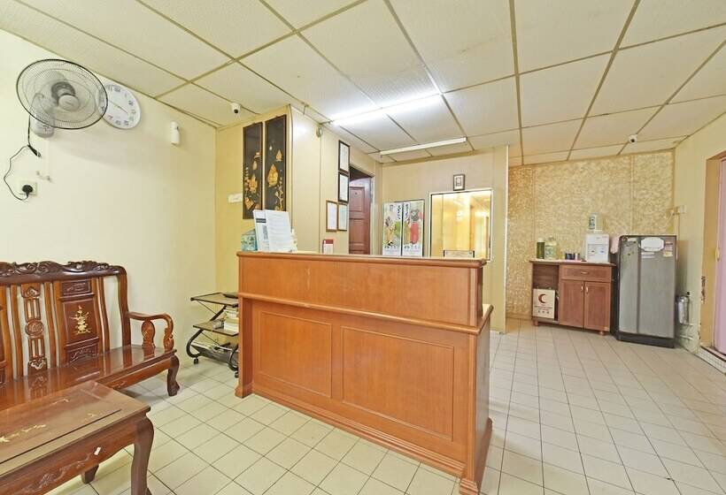 Spot On 90472 Hotel Heritage