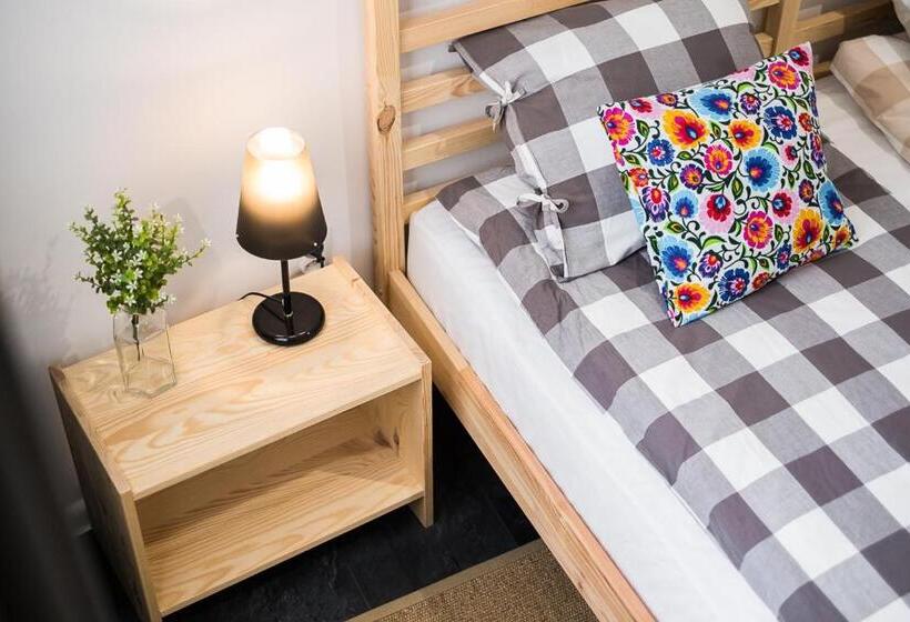 هتل Hostel Likehome