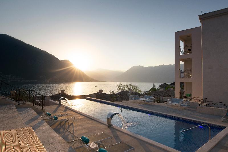 Huma Kotor Bay Hotel And Villas