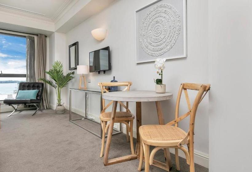 호텔 J&s City Apartment