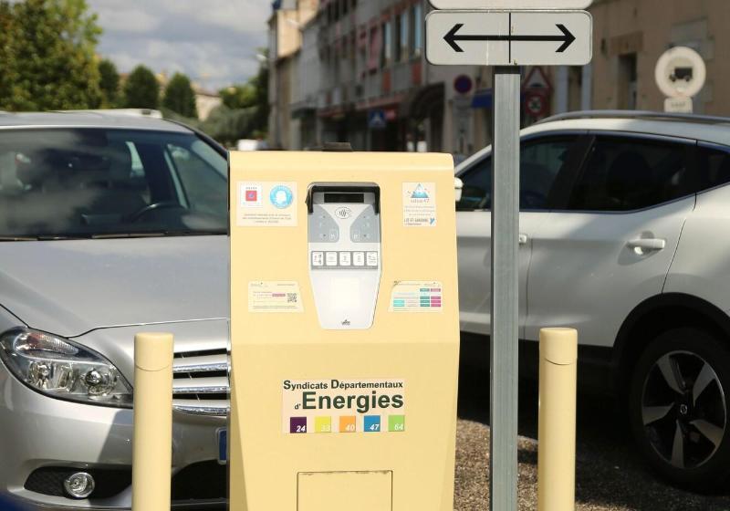 ホテル La Couronne