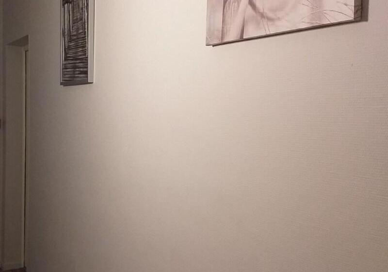 ホテル La Couronne