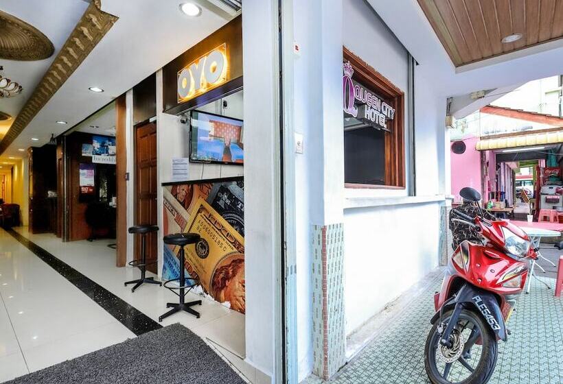 בית מלון כפרי Lebuh Queen City