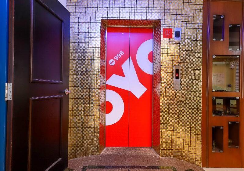 בית מלון כפרי Lebuh Queen City