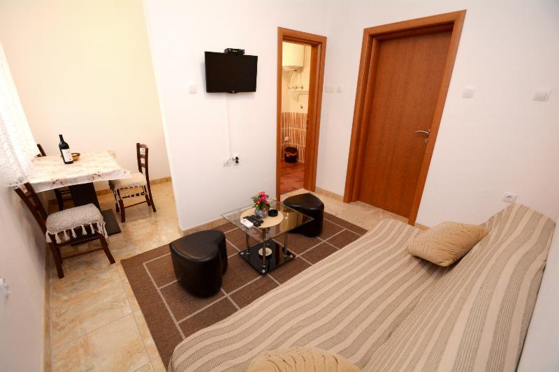 هتل Marinero Apartments