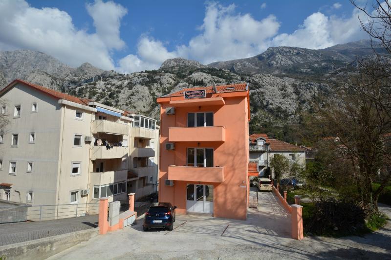 هتل Marinero Apartments