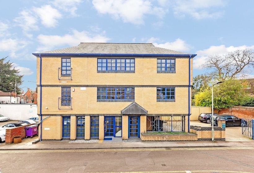 Отель Book Today At Metro Serviced Apartments Bedford Metro House ,free Wifi