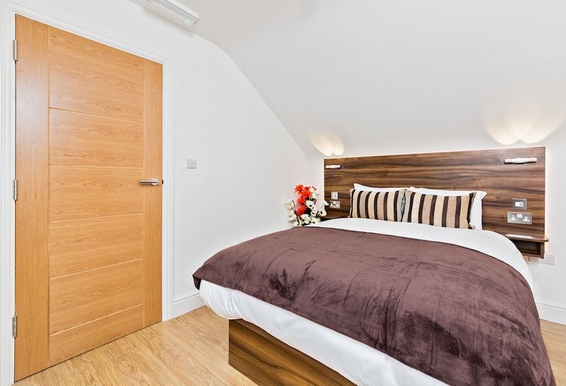 Отель Book Today At Metro Serviced Apartments Bedford Metro House ,free Wifi