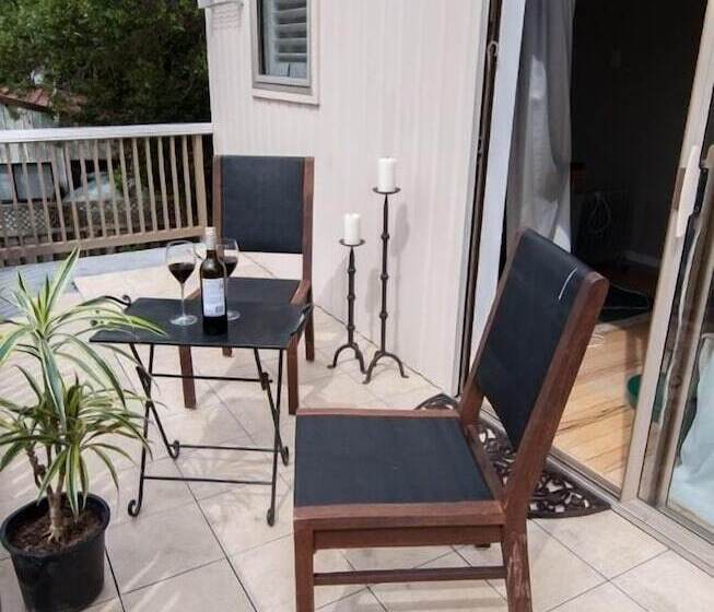 호텔 Mooring Lane Lodge