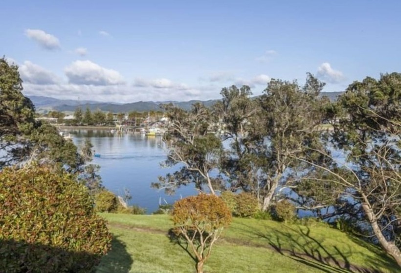 호텔 Mooring Lane Lodge