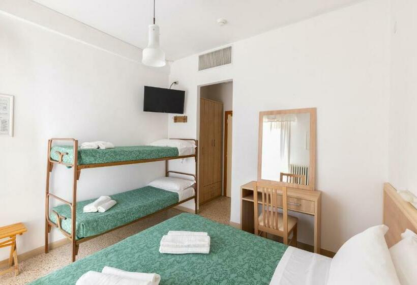 호텔 Morena Riccione Centrale