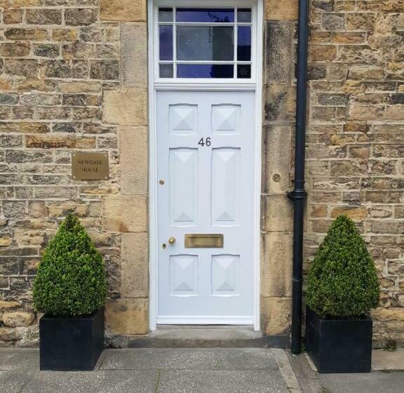 בית מלון כפרי Newgate House