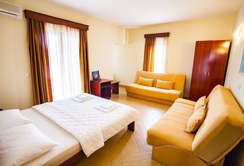 هتل Nilaj Apartments