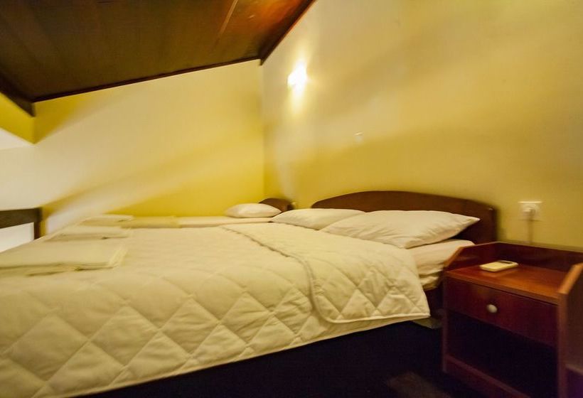 هتل Nilaj Apartments