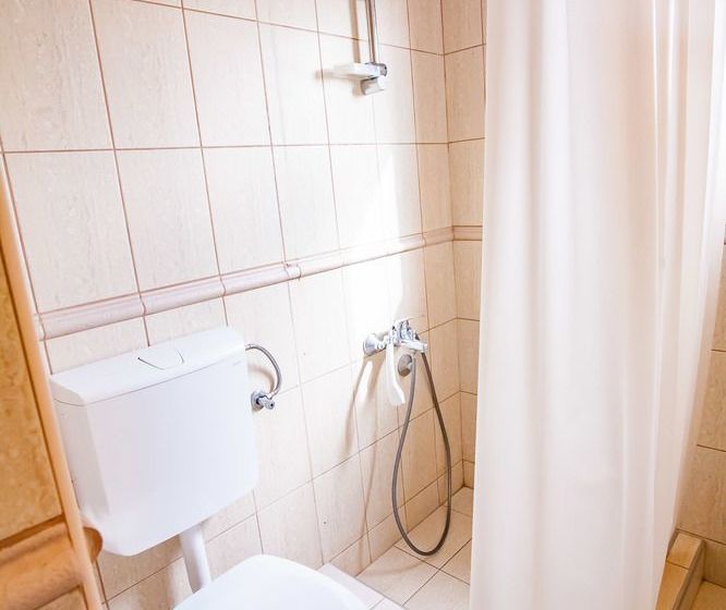 هتل Nilaj Apartments