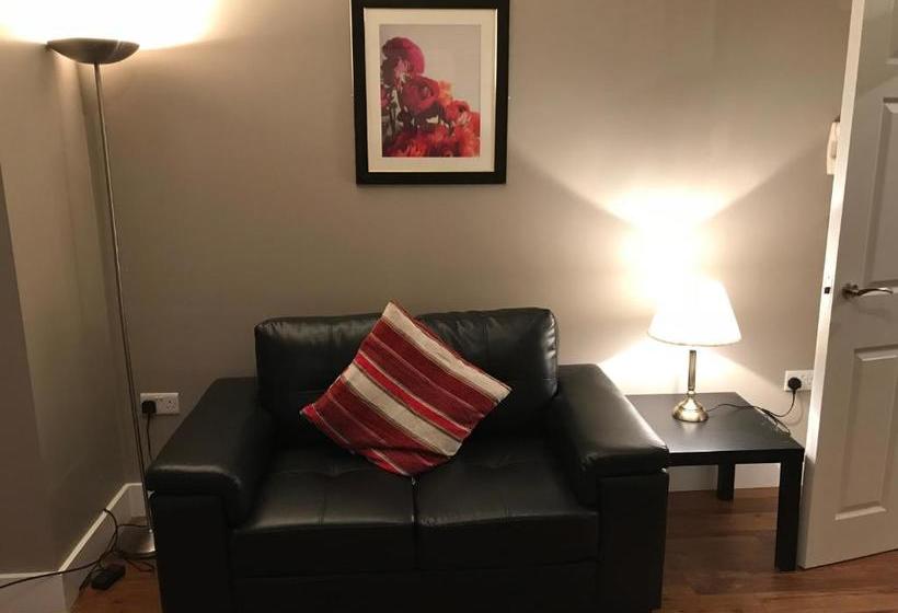 בית מלון כפרי Oakbrooke At Botanic