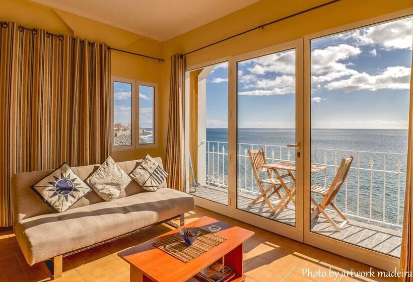 בית מלון כפרי One Love Maktub