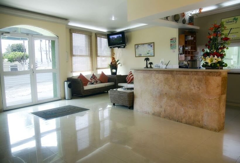 هتل Palmera Suites