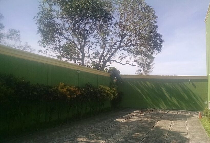 هتل Palmera Suites