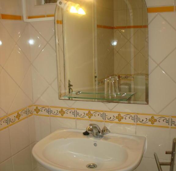 酒店 Pensão Residencial Luanda