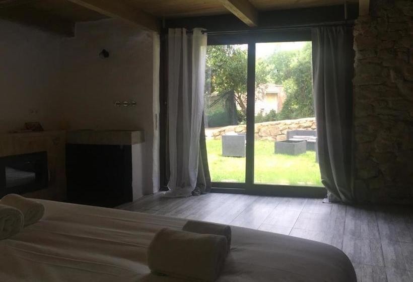 هتل Quinta Do Castanheiro