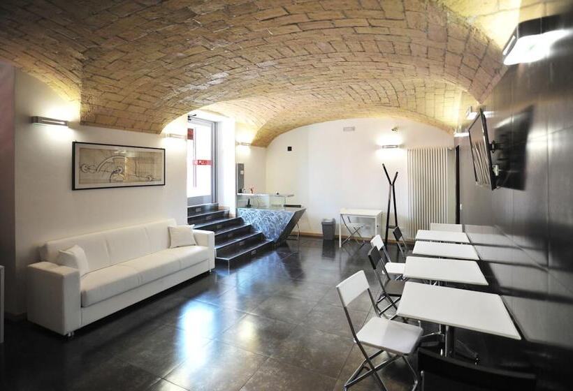 בית מלון כפרי Residenza Adriana