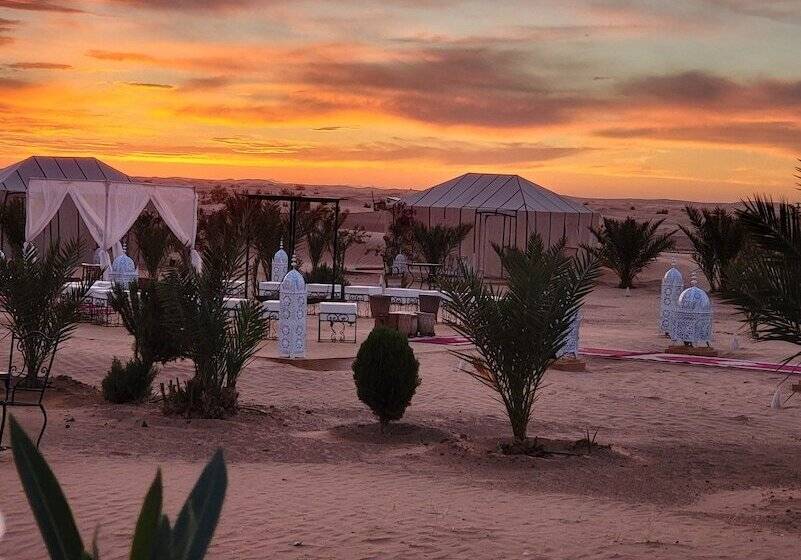 호텔 Saharian Luxury Camp