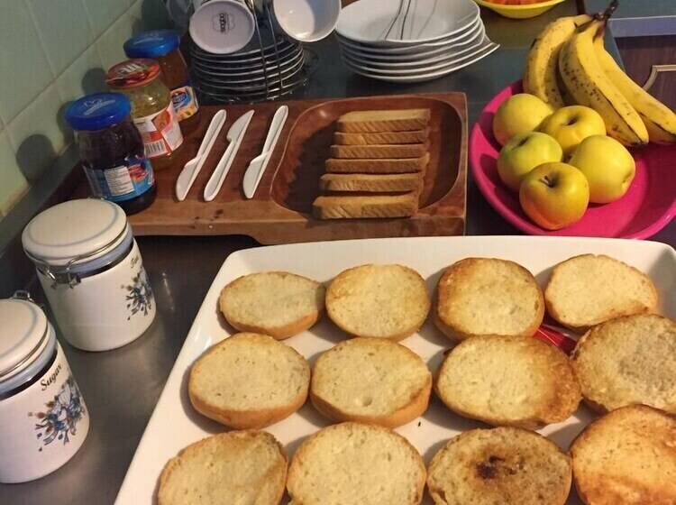 Отель Santa Lucha Hostel