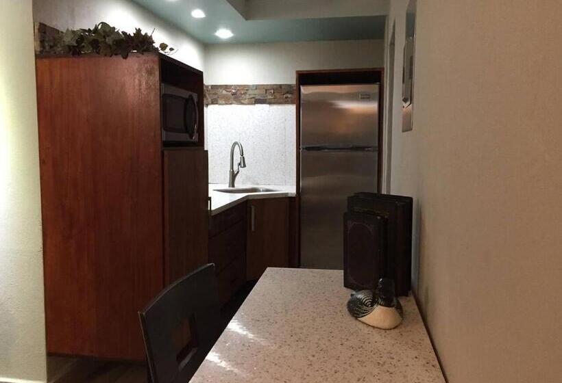 هتل Segovia Studio Units