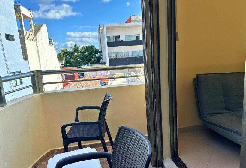 فندق Selina Playa Del Carmen   Hostel