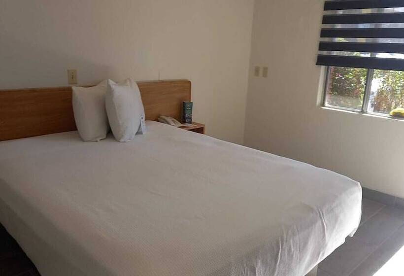 Отель Siesta Real