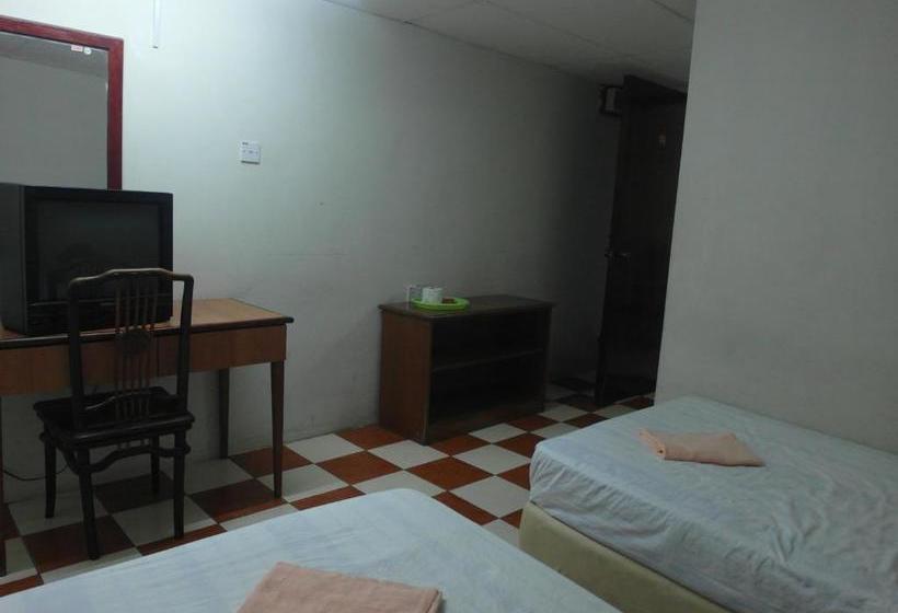 فندق Silverwood Inn