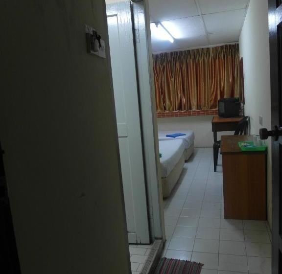 فندق Silverwood Inn