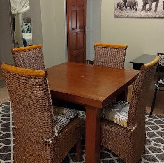 فندق Sundown Guest House Maputo