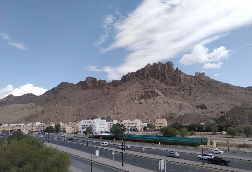 هتل Tanuf Residency