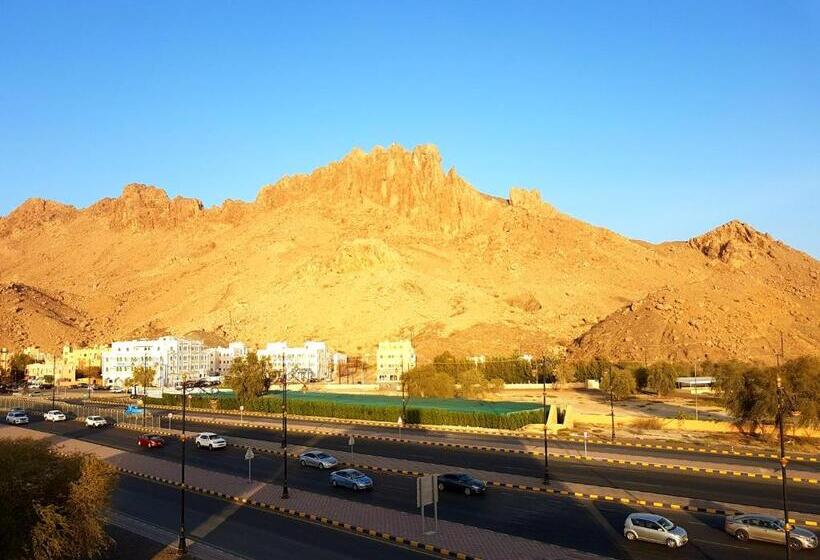 هتل Tanuf Residency