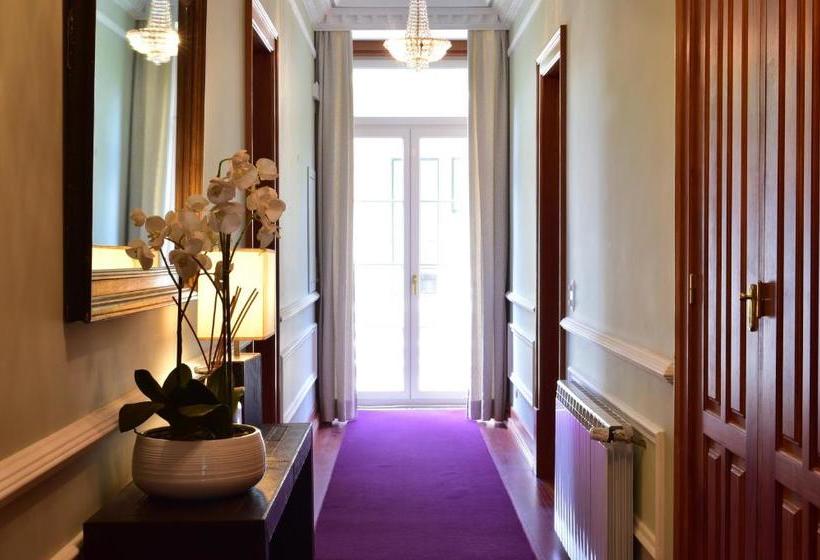 فندق The Biester Charm House