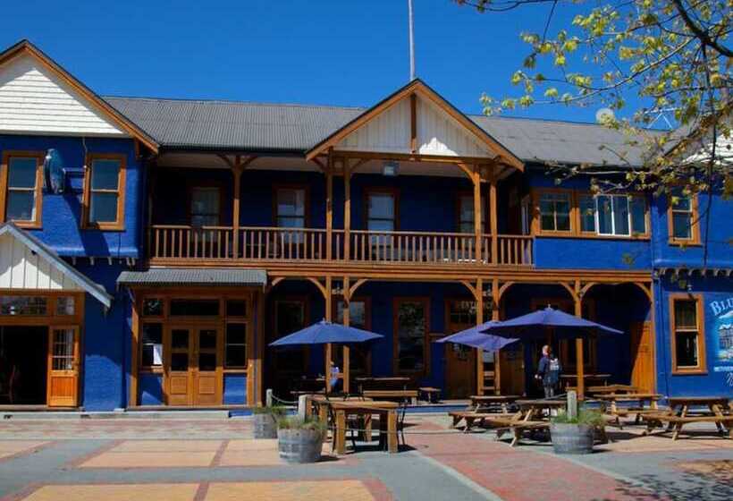 ホテル The Blue Pub