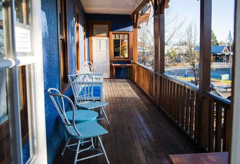 ホテル The Blue Pub