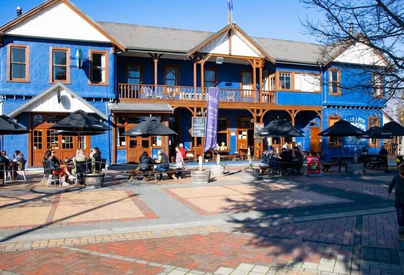ホテル The Blue Pub