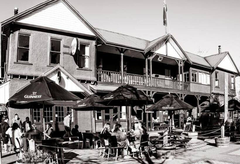 ホテル The Blue Pub