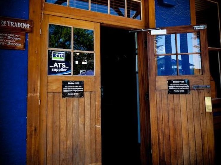 ホテル The Blue Pub