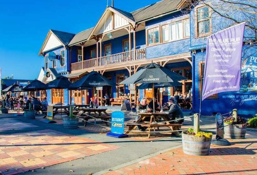 ホテル The Blue Pub