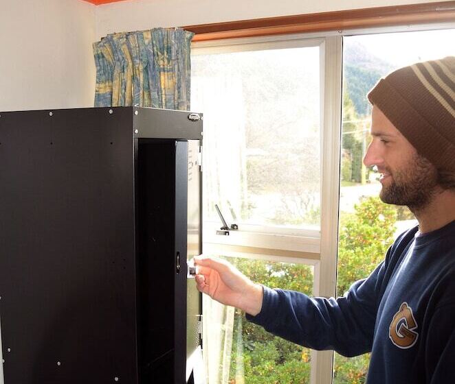 Отель The Flaming Kiwi Backpackers