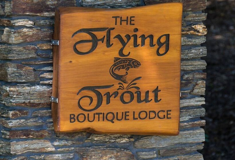 Отель The Flying Trout Boutique Lodge