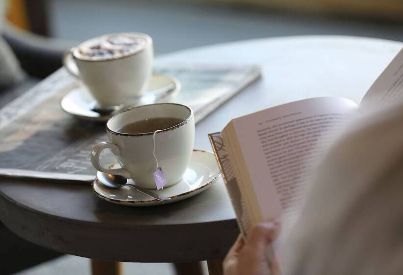 酒店 The Jack Russell