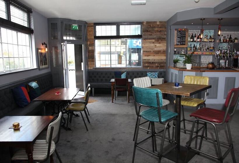 ホテル The Moseley Arms