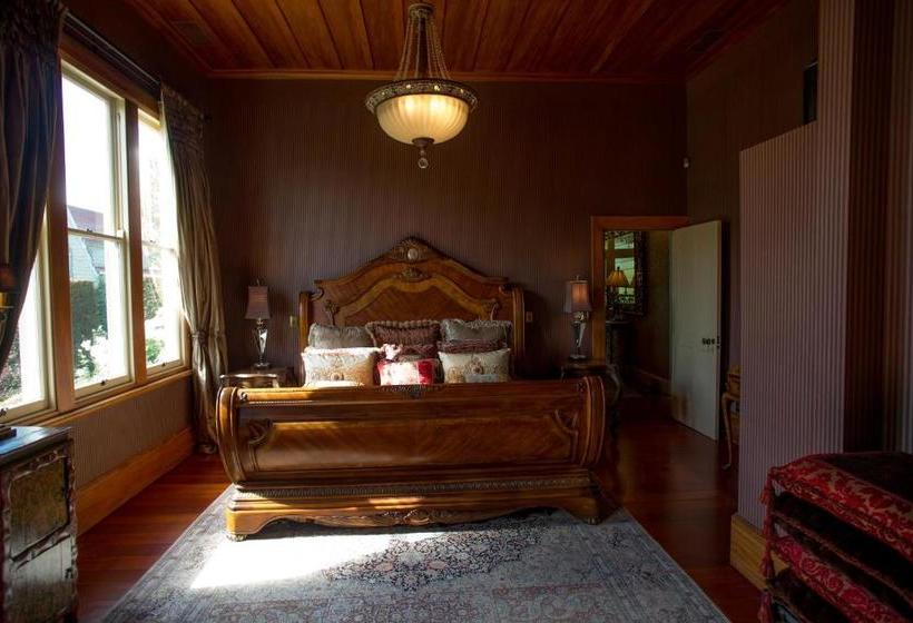 בית מלון כפרי The Old Church Villa