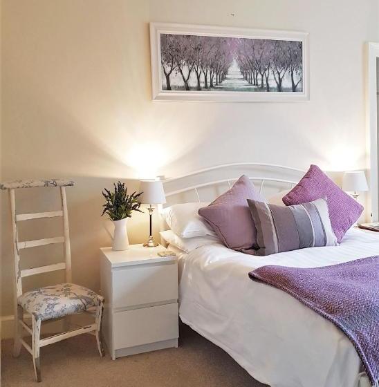 ホテル The Rising Sun Inn